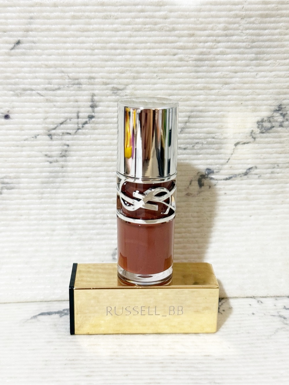 YSL Loveshine Plumping Lip Oil Gloss: #4 Honey Pure Love (Sheer Rose Brown) - Picture 3 of 8